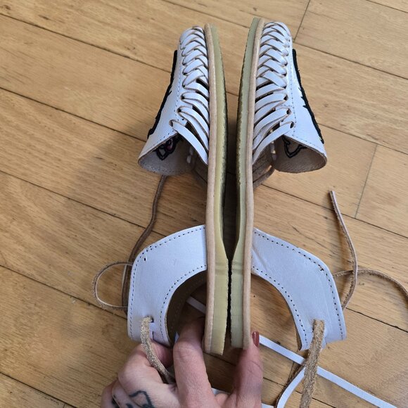 Hello Kitty white leather lace-up gladiator huarache sandals | WMS 8 - Picture 9 of 10